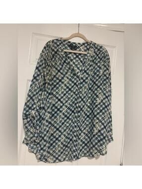 Nue Options Blue and White Patterned Blouse 3xl